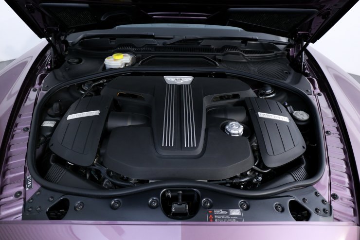 ベントレー コンチネンタル GT V8 4WD 2013年モデル ネイビー革