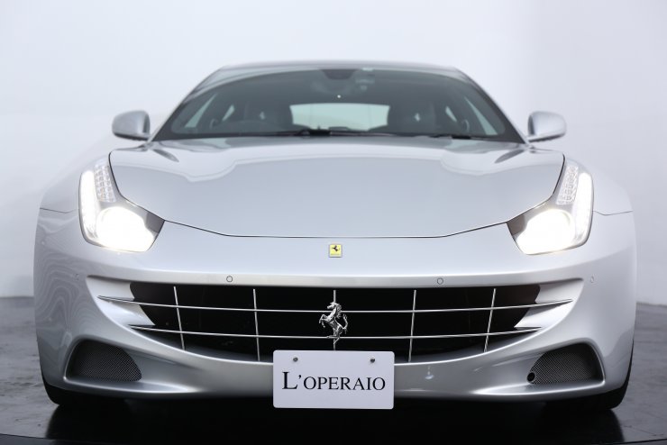 フェラーリ FF Ferrari Four 4WD 正規ディーラー車 右ハンドル
