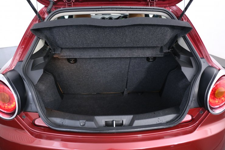 アルファロメオ ミト コンペティツィオーネ 有償カラー ブラウンレザー