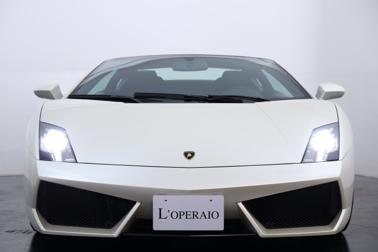 ランボルギーニ ガヤルド LP560-4 Bianca e-gear ジャパン ランボルギーニ ガヤルド LP560-4 Bianca e-gear ジャパン
