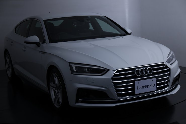 アウディ A5スポーツバック A5 Sportback 2.0 TFSI Sports S-LinePKG