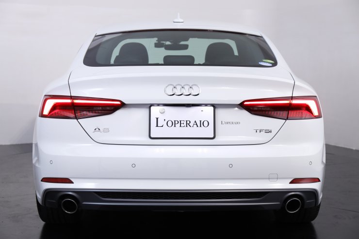 アウディ A5スポーツバック A5 Sportback 2.0 TFSI Sports S-LinePKG