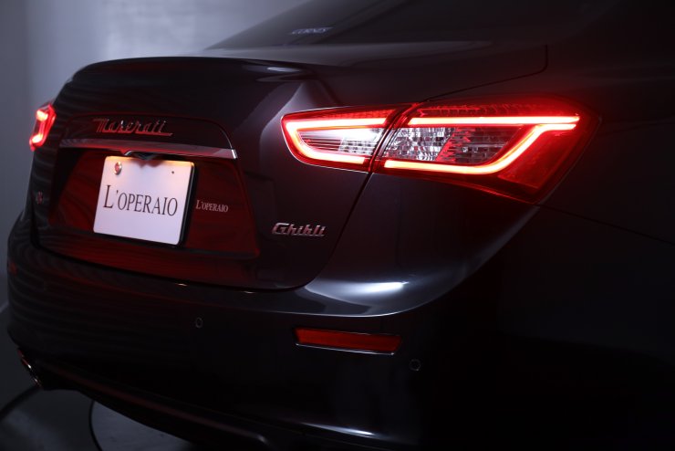 マセラティ ギブリ S Q4 サンルーフ カーボンインテリアトリム 前後