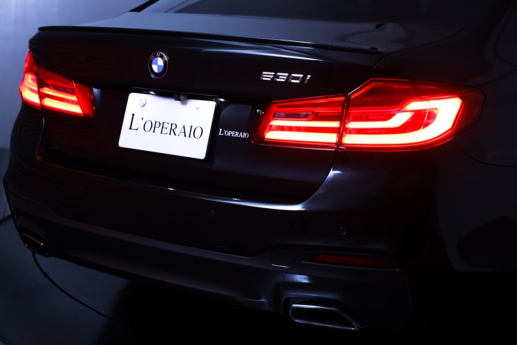 BMW 5シリーズ 530i M-Sport ワンオーナー 希少左ハンドル 走行1,500km