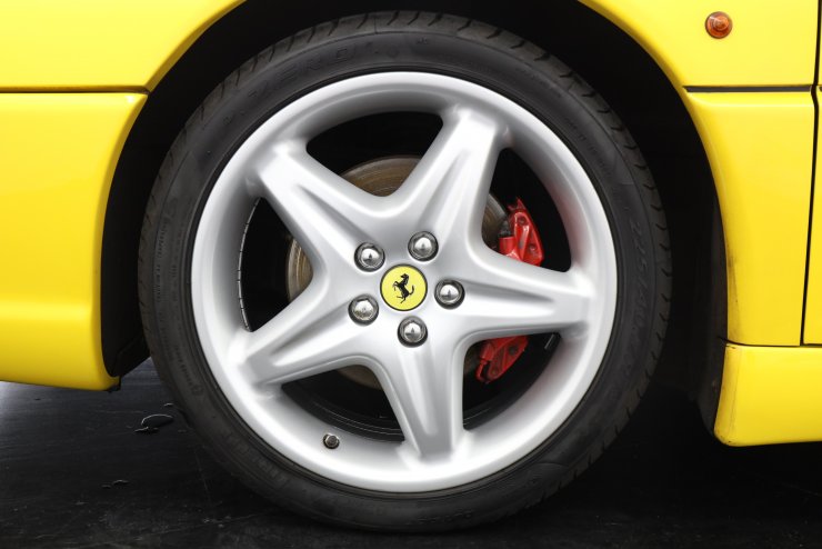 フェラーリ F355 Berlinetta F1 後期XRシャーシ 新車並行車 MS