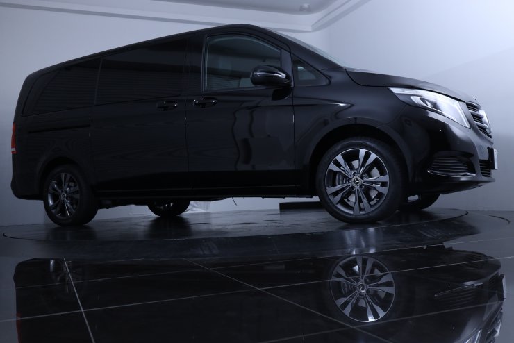 メルセデスベンツ Vクラス V260 LONG 現行モデル 限定車