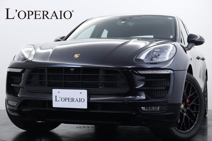 ポルシェ マカン GTS PDK SportChoro-PKG 2018年モデル ブラックハーフ