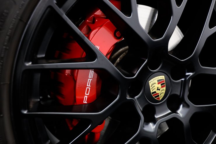 ポルシェ マカン GTS PDK SportChoro-PKG 2018年モデル ブラックハーフ