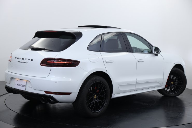ポルシェ マカン GTS スポーツクロノパッケージ PDSL付きLEDヘッド