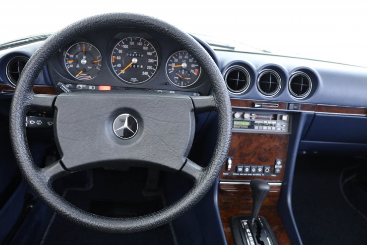 メルセデスベンツ SLクラス 280SL R107 走行2,000Km台 純正ハード