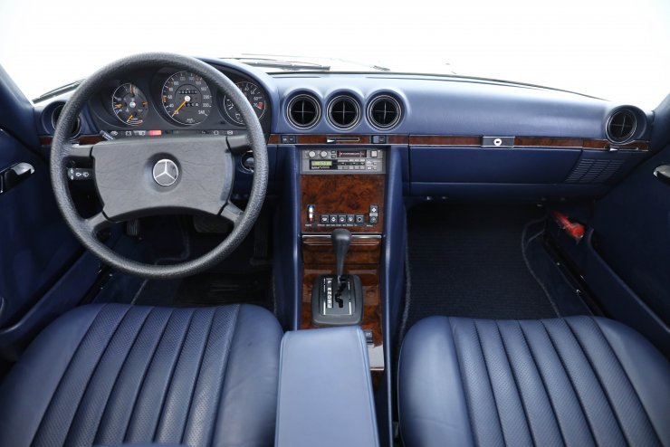 メルセデスベンツ SLクラス 280SL R107 走行2,000Km台 純正ハード