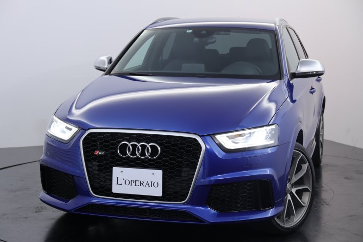 アウディ RS Q3 RSQ3 2.5TSFI Quattro ワンオーナー 希少左ハンドル 
