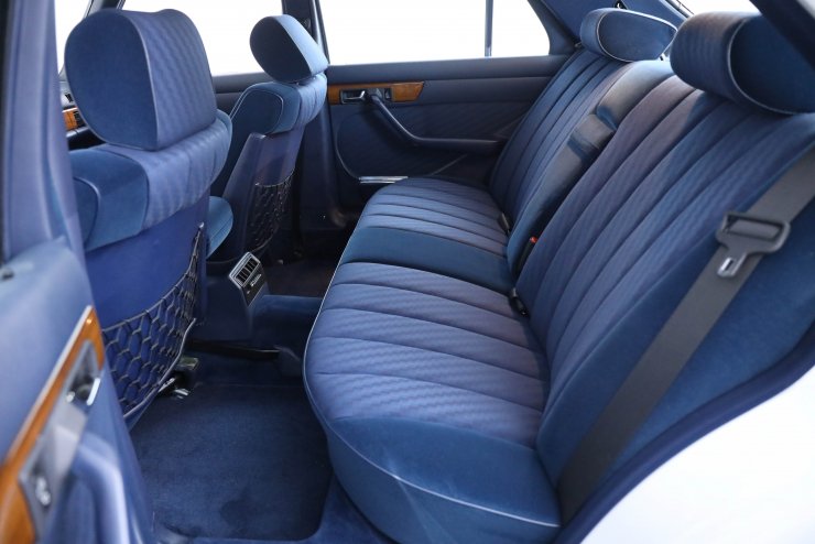 MB-126-300SE内装一式販売シート前後他 メルセデスベンツ Sクラス 300SE W126 正規ディーラー車 極上車