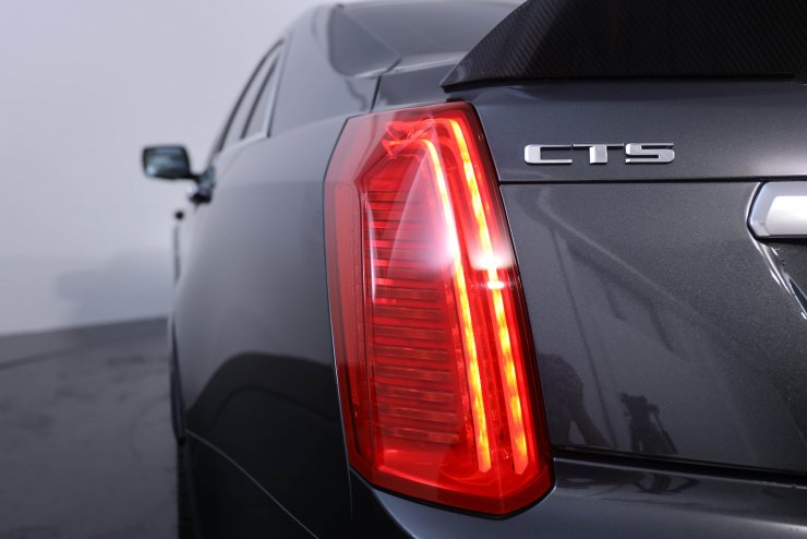 キャデラック CTS V Spec-B サンルーフ グレーレザー カーボン