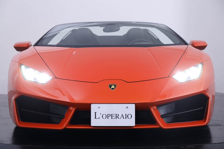 ランボルギーニ ウラカン spyder RWD LP580-2 正規ディーラー車 黒革