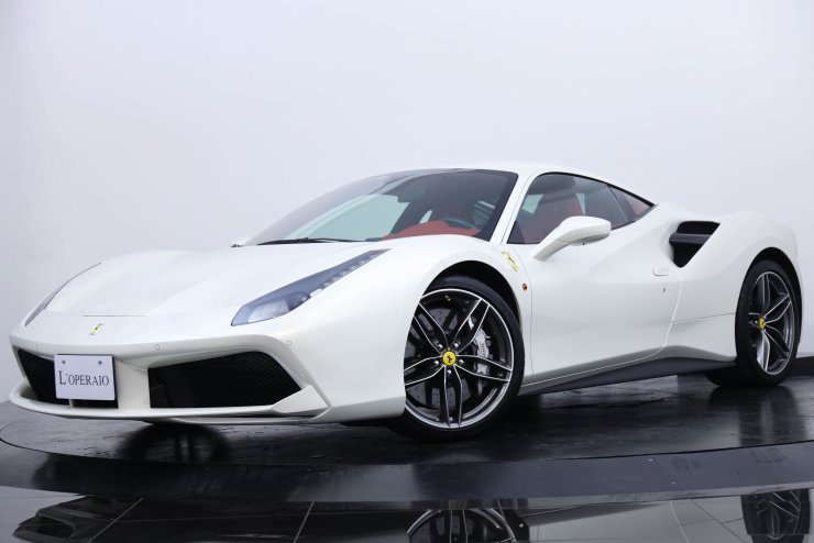 フェラーリ 488 GTB F1 DCT 正規ディーラー車 OP総額約650万円