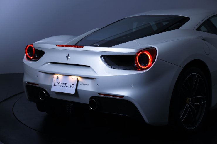 フェラーリ 488 GTB F1 DCT 正規ディーラー車 OP総額約650万円