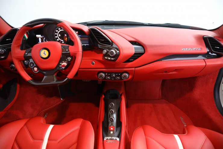 Ferrari 488GTB メーカーオプション純正カーボンパドル