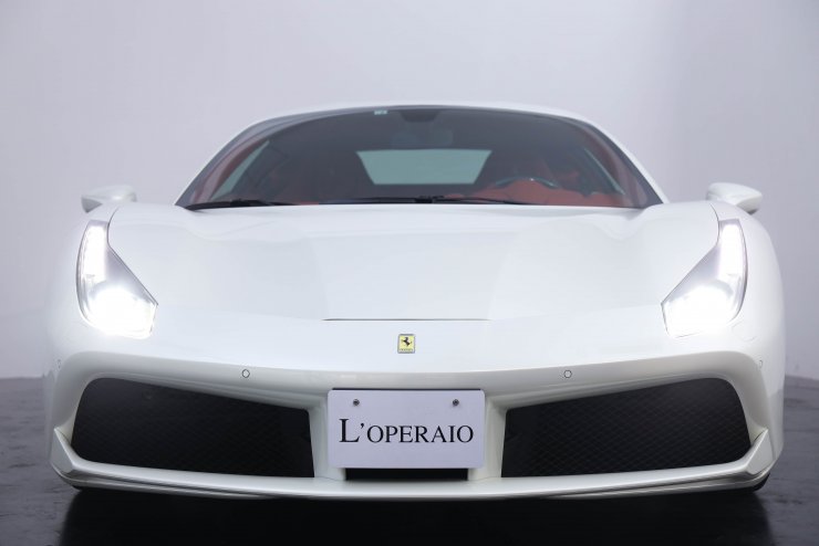 フェラーリ 488 GTB F1 DCT 正規ディーラー車 OP総額約650万円