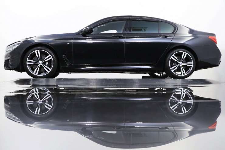 BMW 7シリーズ 740i M Sport コンフォートアクセス ハーマン