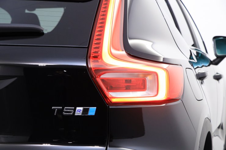 ボルボ XC40 ◇◇期間限定販売◇◇T5 AWD RDesign ファーストED ワン 