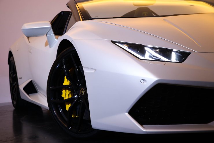 ランボルギーニ ウラカン Spyder LP610-4 1オーナー 正規ディーラー車