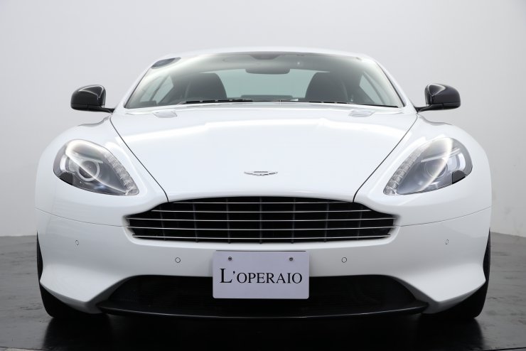 アストンマーティン DB9 Carbon white edition TouchtronicⅡ 後期