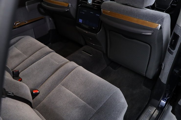 トヨタ センチュリー CENTURY5.0 現行モデル 希少カラー摩周 瑞響