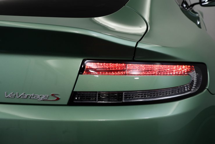 アストンマーティン V12 ヴァンテージ ◇◇キャンペーン特選車◇◇S