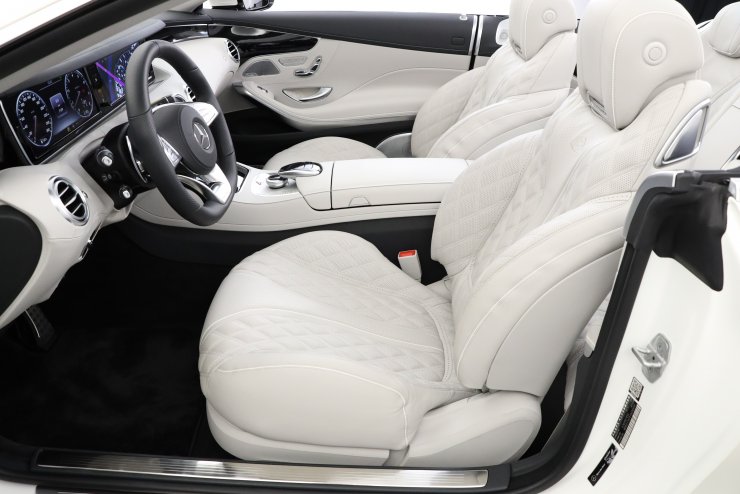 メルセデスベンツ マイバッハ S650 Cabrioret 世界限定300台 (日本国内