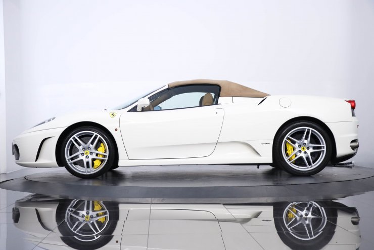 フェラーリ F430 Spider F1 正規ディーラー車 カーボンセラミック