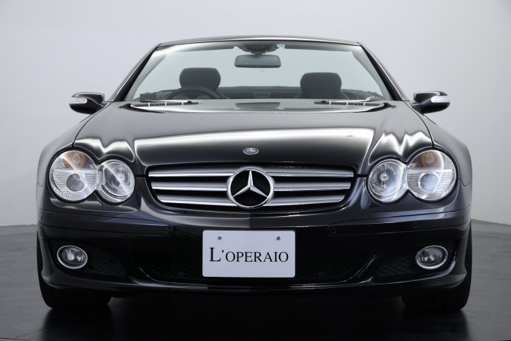 メルセデスベンツ SLクラス SL350 右ハンドル 走行9,000km BOSE