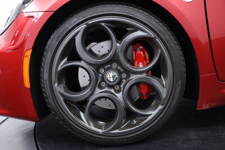 アルファロメオ 4C Launch Edition 1オーナー アジア200台限定（日本