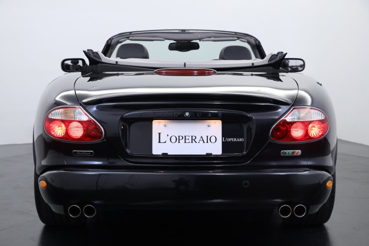 ジャガー XKR Convertible ブラックナイト 25台特別限定車