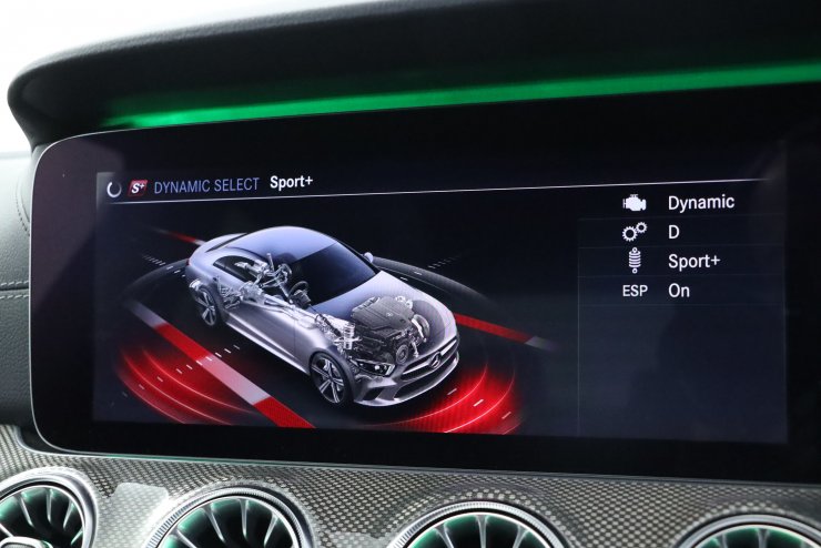AMG CLSクラス CLS53 4MATIC＋ パノラミックスライディングルーフ
