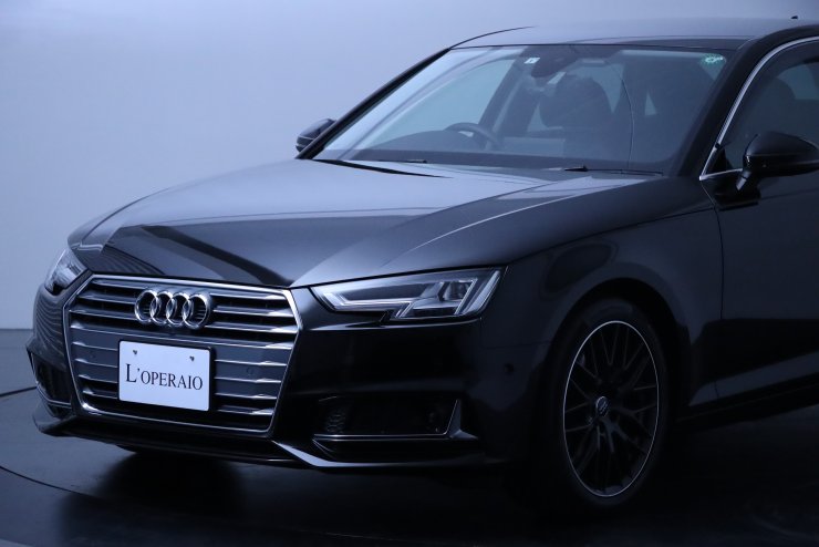 アウディ純正　カスタムブラックエディション　A4　Sライン 特別仕様モデル✨Audi A4 S line Meisterstück スタッフブログ