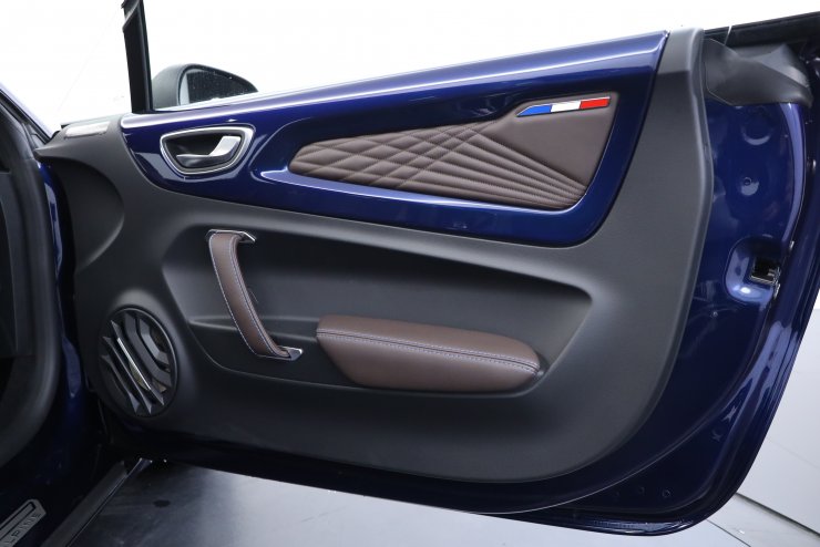 アルピーヌ A110 BLUE ABYSSE 限定30台 1オーナー ブリリアント