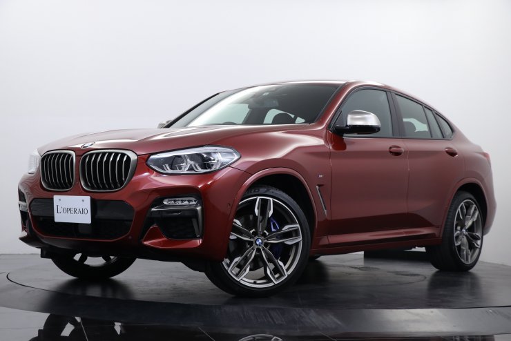 BMW X4 M40i 現行モデル 有償外装色 harman/kardonサウンド 