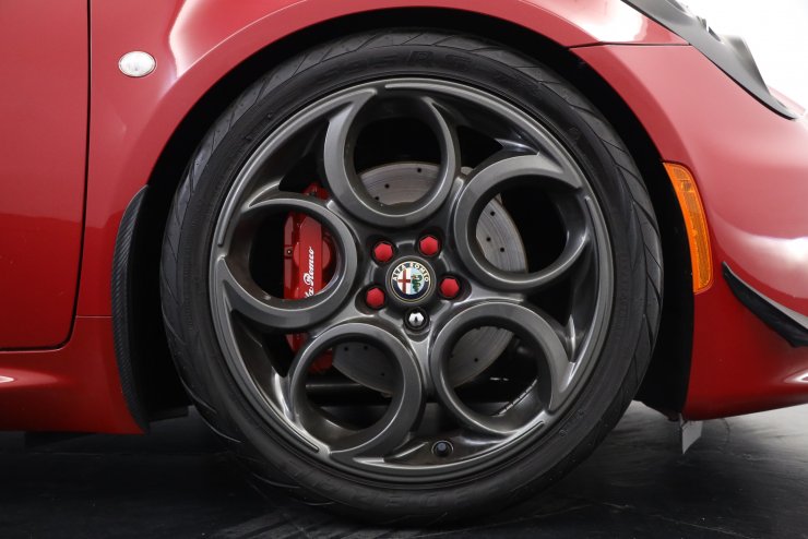 アルファロメオ4C用17ー18インチ4本セット アルファロメオ 4Cの価格・新型情報・グレード諸元 価格.com