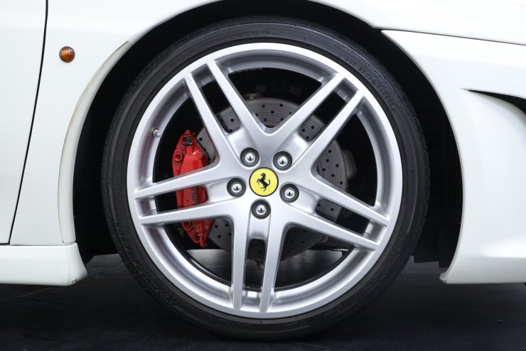 フェラーリ・F430／SILVERLIT製ディスプレーカー。中国製。【不稼働品】 フェラーリ F430 Spyder F1 クラッチ残量約70％ 純正19インチ