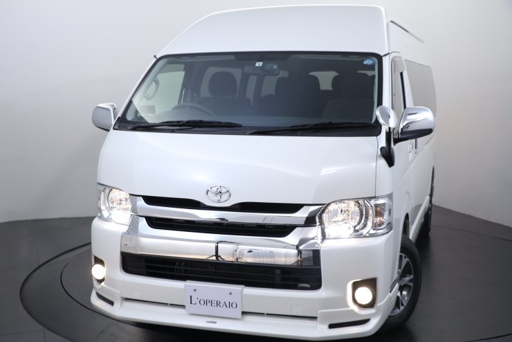 トヨタ ハイエース グランドキャビン ファインテックツアラー4WD