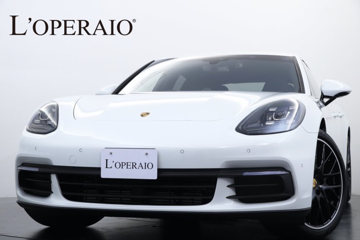 ポルシェ パナメーラ Panamera 4 オプション総額約235万円 Sport