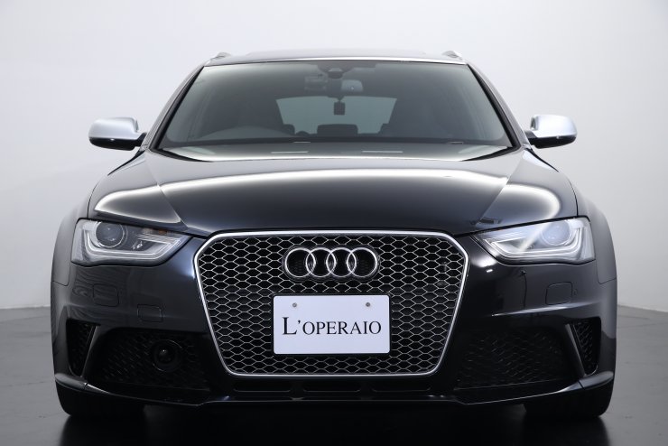 アウディ RS4アバント 4.2 quattro 正規ディーラー車 パノラマ