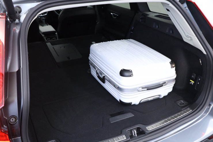 ボルボV60（2013年前期）リアトランクシェード 並行輸入品】 ボルボ 全モデル XC90 XC60 V90 V60 リア トランク