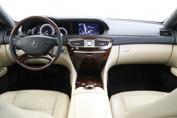 メルセデスベンツ CLクラス CL600 V12 TwinTurbo 後期モデル CL65仕様