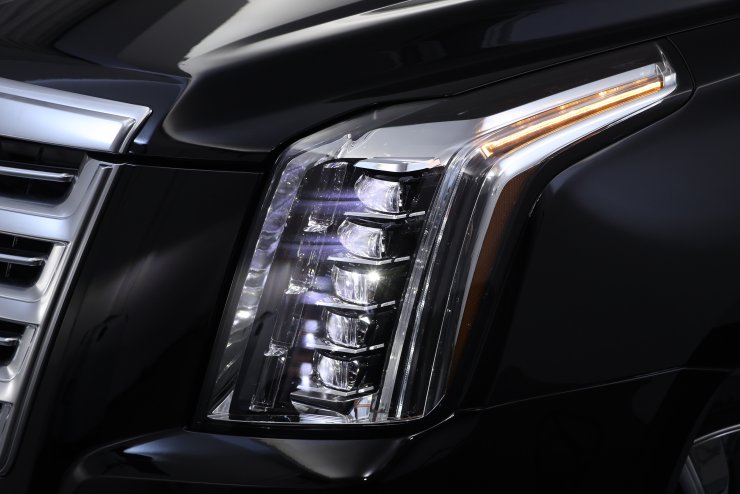 エスカレード　鏡面黒　430×430 ウェイト1センチ上げ取り付け キャデラック エスカレード ESV PLATINUM 新車並行 1オーナー