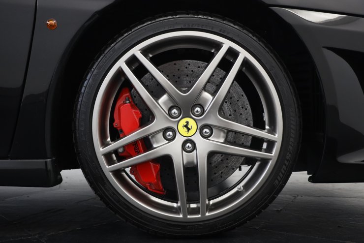 フェラーリ F430 F1 正規ディーラー車 カーボンセラミック
