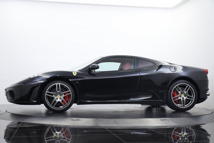 Ferrari フェラーリ 純正 オーディオヘッドユニット 正規輸入車 F430 Ferrari フェラーリ 純正 オーディオヘッドユニット 正規輸入車