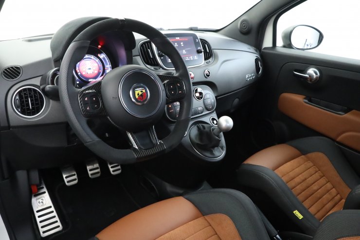 アバルト595コンペティツィオーネ　インパネ　ダッシュパネル　左ハンドル用 楽天市場】受注生産 / UNLIMITEDオリジナル / ABARTH595 695