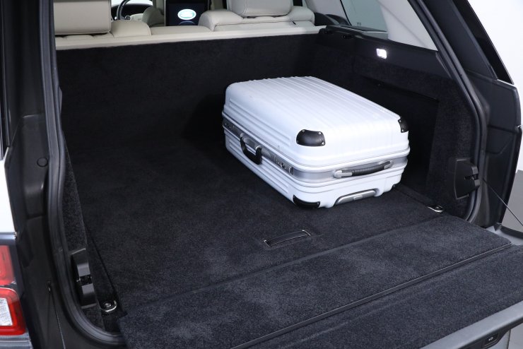 ランドローバー レンジローバー Autobiography LWB リアエグゼクティブ